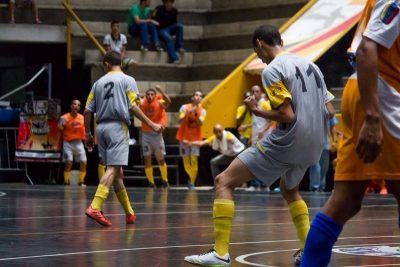 LSFV: Vikingos y Bucaneros dividieron honores