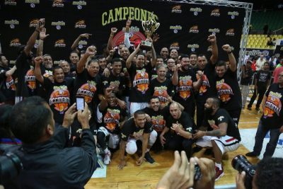 LPB: Guaros y Marinos jugarán la final