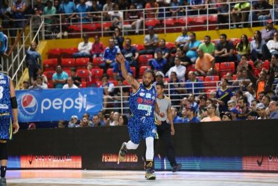 LPB: Marinos y Guaiqueríes picaron adelante