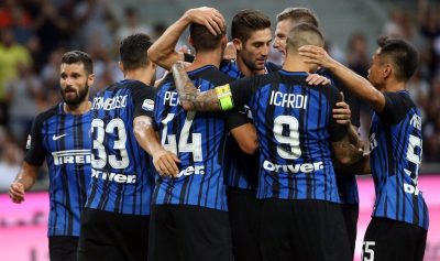 El Milan y el Inter, con doblete de Icardi, arrancan con goleadas en Serie A
