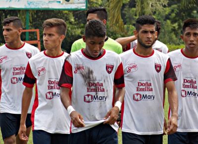 Rueda el balón en la I edición del Torneo Invitacional Portuguesa Cup 2017