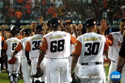 LVBP: Águilas blanqueó al líder