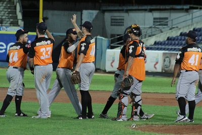 LVBP: Águilas venció a Caribes en noche perfecta de Argenis Díaz