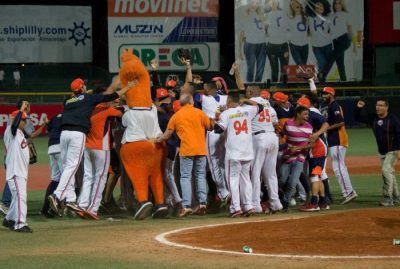 Caribes jugará ante los Cardenales la final de la LVBP