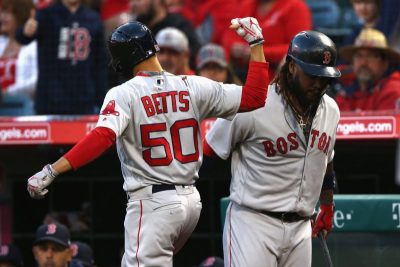 «Patirrojos» sorprenden en el inicio de la MLB