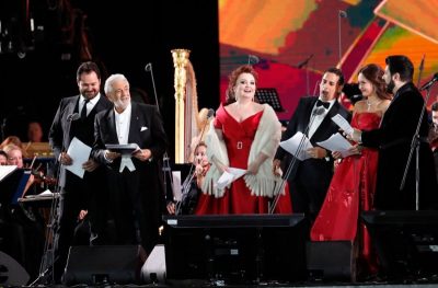 Domingo, Flórez y otras estrellas de ópera abren el Mundial en la Plaza Roja