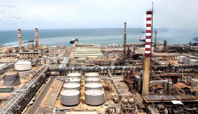 Antonio de la Cruz: «no es rentable reactivar las refinerías venezolanas debido a la caída de la extracción de crudo en Zulia»