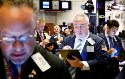 Wall Street abre mixto y el Dow Jones sube 0,09 %, centrado en el estímulo