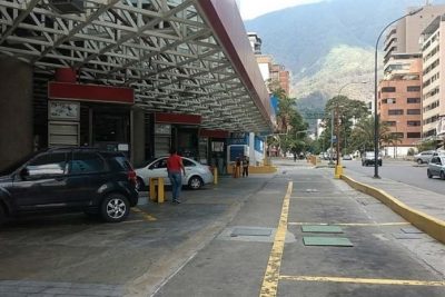 Gobierno nacional ordenó desalojo de una estación de combustible en Caracas