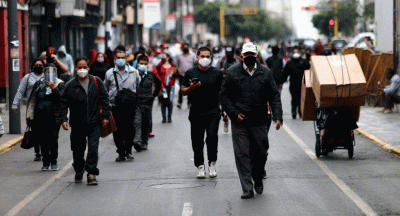 Peruanos podrán retirar el 100 % de sus fondos de desempleo por la pandemia