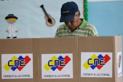 Sin oposición y con nuevo sistema las elecciones parlamentarias serán en diciembre