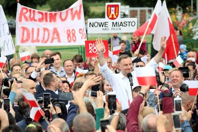 Andrzej Duda logra la reelección en una Polonia dividida