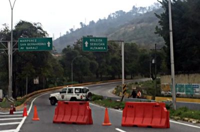 A Caracas solo se accede con salvoconducto debido a la cuarentena radical que inició este lunes