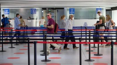 Sale de Venezuela a España el cuarto vuelo de repatriación con 376 pasajeros
