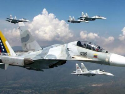 FANB realiza prácticas de sobrevuelo por los 209 años de la independencia