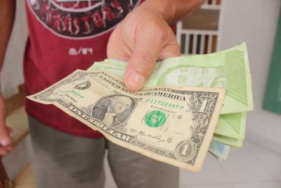 #Venezuela | Dólar estadounidense abre semana confirmando tendencia alcista