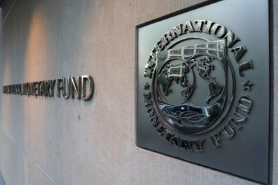 FMI prevé crisis global menos severa, advierte sobre panorama de economías emergentes