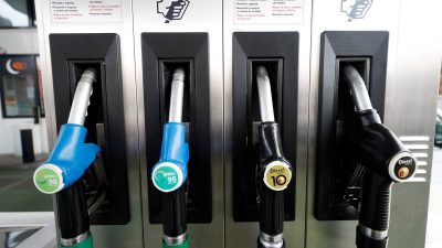 OPEP y Rusia estudian incremento de producción de petróleo