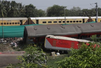 Descarrilamiento de otro tren en India tras choque con 275 muertos subraya las carencias