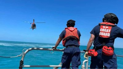 Hayan «escombros» en la zona donde buscan el sumergible desparecido