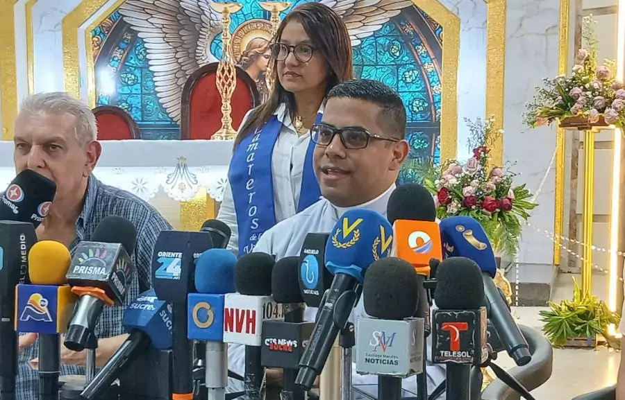 La parroquia Nuestra Señora del Valle presentó el cronograma oficial de actividades en honor a la Virgen del Valle, Patrona de Oriente, cuya celebración se extenderá hasta el próximo 08 de septiembre con misas, procesiones y un desfile marítimo en Cumaná, estado Sucre.