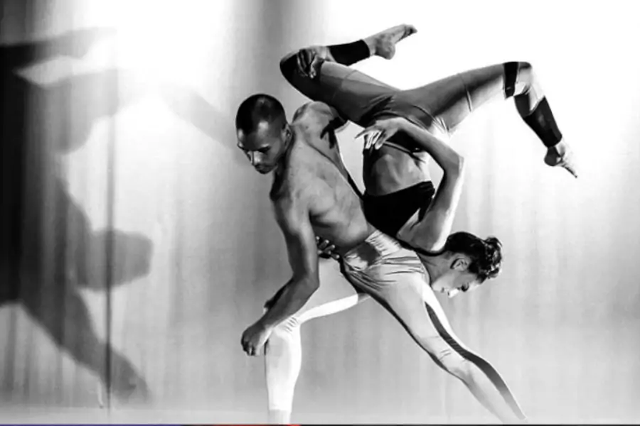 El Teatro Baralt de Maracaibo y el Teatro Teresa Carreño de Caracas han establecido una alianza artística e institucional para desarrollar el primer laboratorio de creación coreográfica, dirigido por los reconocidos coreógrafos venezolanos Alexander Ventura y Cristina Rossell.