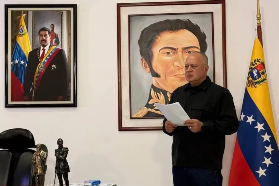 El ministro de Relaciones Interiores, Justicia y Paz, Diosdado Cabello, informó este miércoles que la cifra de fallecidos asciende a cien personas tras la operación militar ejecutada por Estados Unidos el pasado sábado.