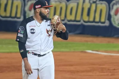 Águilas reciben a Magallanes con la misión de asaltar el liderato