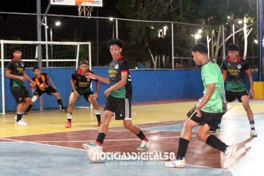 Desde su fundación el 02 de julio de 2025, la Liga Canta Claro de fútbol sala ha experimentado un crecimiento exponencial bajo la dirección de Bryan Ojeda. Lo que comenzó como un proyecto de categoría única, hoy se erige como una organización sólida con cuatro niveles competitivos y una proyección inmediata hacia la masificación del deporte infantil y femenino en el estado Zulia.