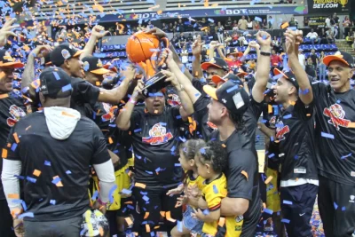 Gaiteros del Zulia gana la primera Copa SPB tras vencer a Cocodrilos