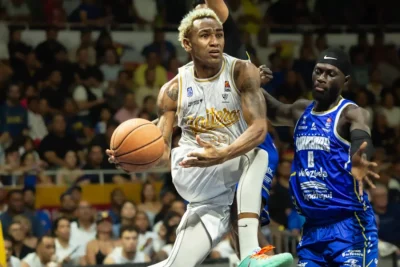 SPB: Gaiteros vence a Marinos con gran defensa y alarga la serie