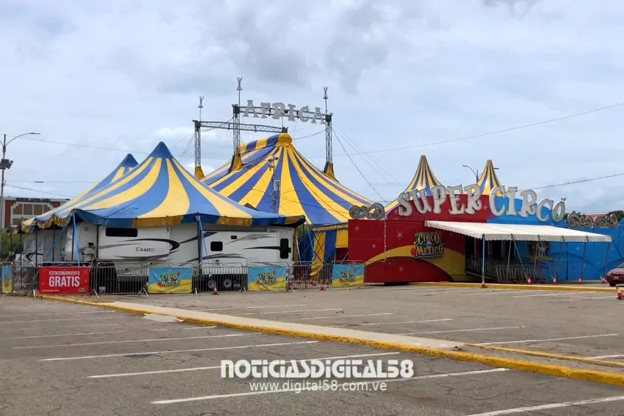 Tras dos años de recorrer el centro y oriente del país, el Circo Gigante de México, dirigido por África Fuentes Rosales (África), inaugura este viernes 10 de julio su nueva producción «Fiesta Mexicana» en Maracaibo.