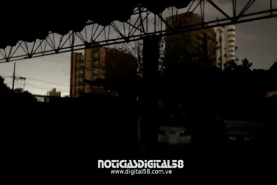Vivir a oscuras: ¿por qué la crisis eléctrica seguirá marcando el día a día de los venezolanos?